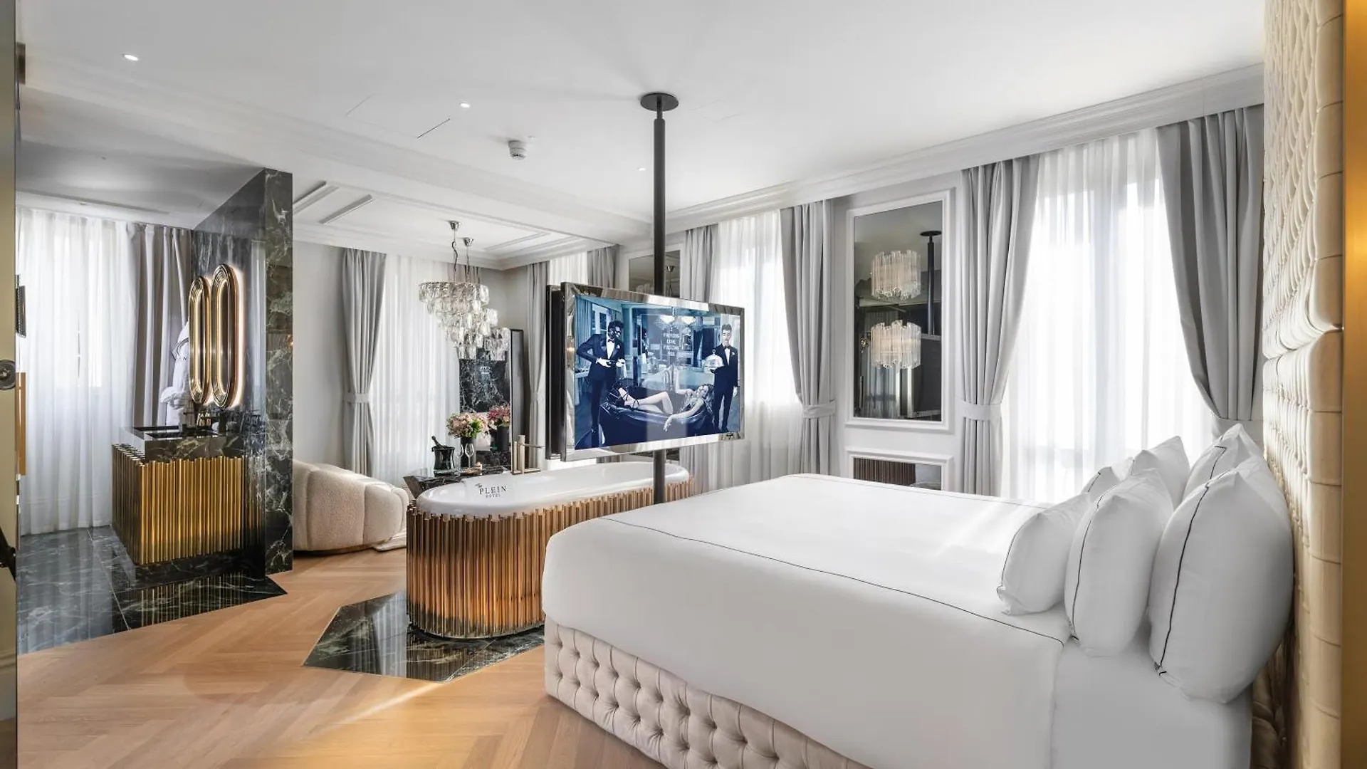 *****  The Plein Hotel - Small Luxury Hotels Of The World Милан Италия